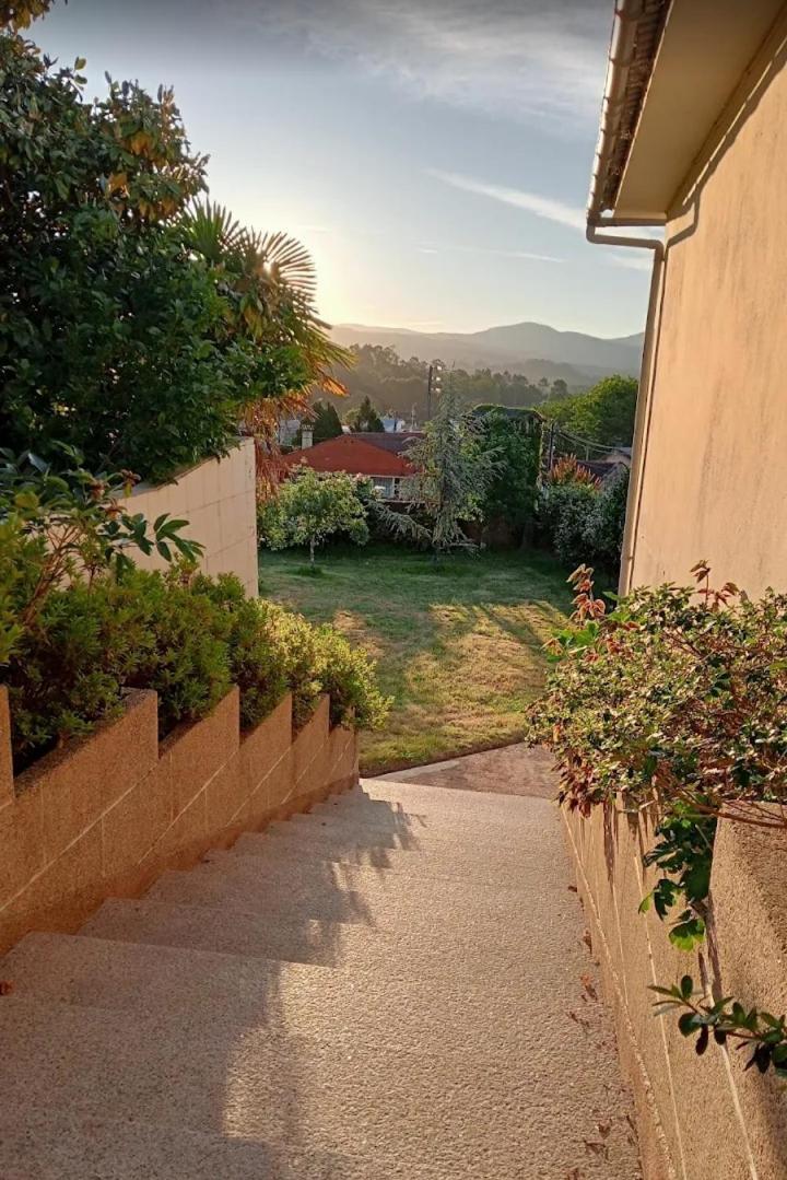 A Casa De Abelleira Ponteareas Bed & Breakfast Екстериор снимка