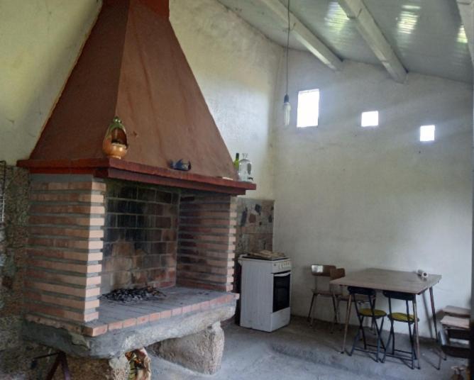 A Casa De Abelleira Ponteareas Bed & Breakfast Екстериор снимка